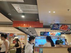 -海底捞火锅(宝龙广场夜宵主题店)