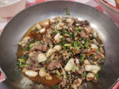 -肉店炸炸炸·铁板孜然牛肉