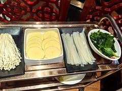 -七欣天香辣蟹火锅(上海安亭新源路店)