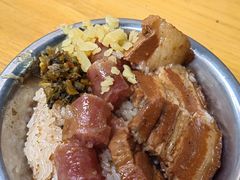 -梁阿婆廿年老牌扣肉糯米饭