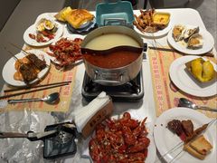 -金马门国际美食百汇(珞喻路店)