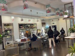 -十月日记高端孕妈妈摄影(黄金大厦店)