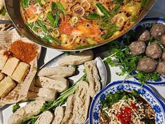 -王奋斗贵州酸汤牛肉火锅