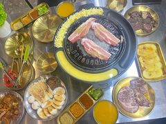 -胡悦里韩式烤肉(芝罘万达广场店)