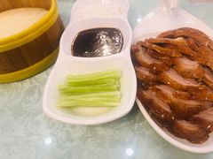 尊贵烤鸭-六和聚传统烤鸭.天津菜(和平店)