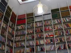 -钟书阁(松江泰晤士小镇店)