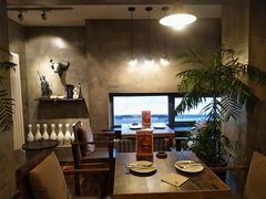 包厢-HIGH FIVE哈福手工汉堡(桂林路店)