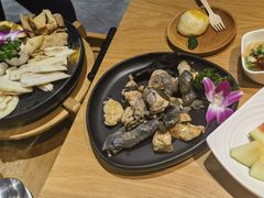-一朵菌·野生菌探索家火锅(南亚店)