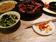-巴厘龙虾·榜首油焖大虾(音乐学院·沿江酒馆店)