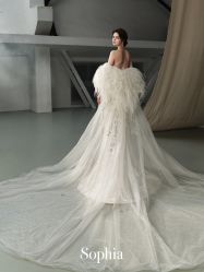 -Renee芮亦婚纱