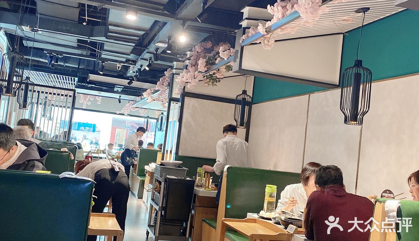 大连高新区万达广场[调皮]手选鲜牛肉火锅[糖果]打卡成功[胜利]