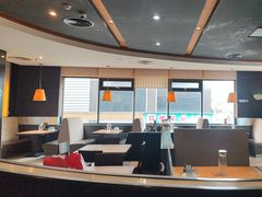 -必胜客(机场路店)