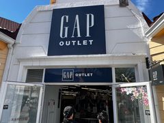-GAP(王府井奥莱·香江小镇店)