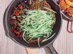 铁板辣味炸酱面-炒码先生·韩餐炸鸡披萨(西塔店)