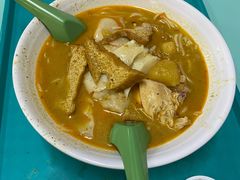 -亚王咖喱鸡米粉面