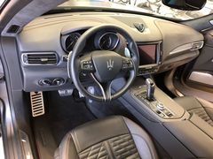 -上海保利玛莎拉蒂和阿尔法罗密欧(华翔路店)