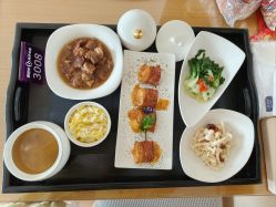 -爱陪伴尊享月子中心(国际店)
