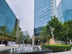 -Apple零售店(华贸购物中心店)
