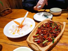 -老滇山寨•云南特色菜•地方菜•民族风情歌舞表演(金碧店)