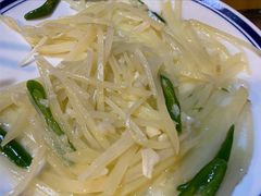 -茅台镇网红溶洞餐厅·茅帮菜馆
