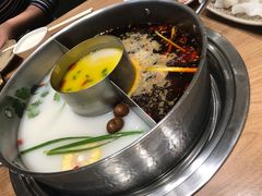 -江小渔鲜鱼火锅(冠亚星城店)