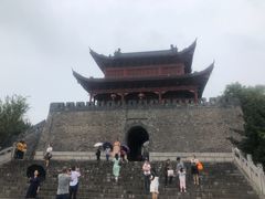 -巴陵广场