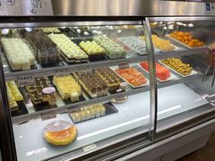 面包甜点陈列柜-菊上料理(蜀山银泰百货店)