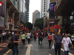 -八一路好吃街(雨田商务大厦店)