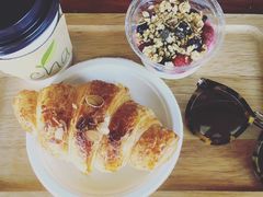 -Cha Café and Bistro
