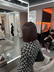 -艾美A·M Hair Salon