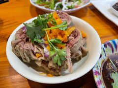 -莲香西域·正宗新疆菜(龙华店)