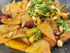 -醉人椒麻辣香锅(王府井喜悦店)