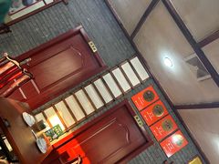 -湖南人家湘菜馆(镇江路店)
