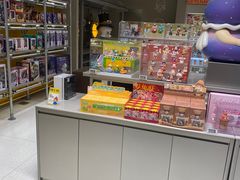 -泡泡玛特POPMART(蓝色港湾店)