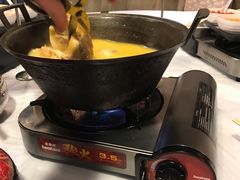 -鲜入围煮花胶鸡海鲜火锅