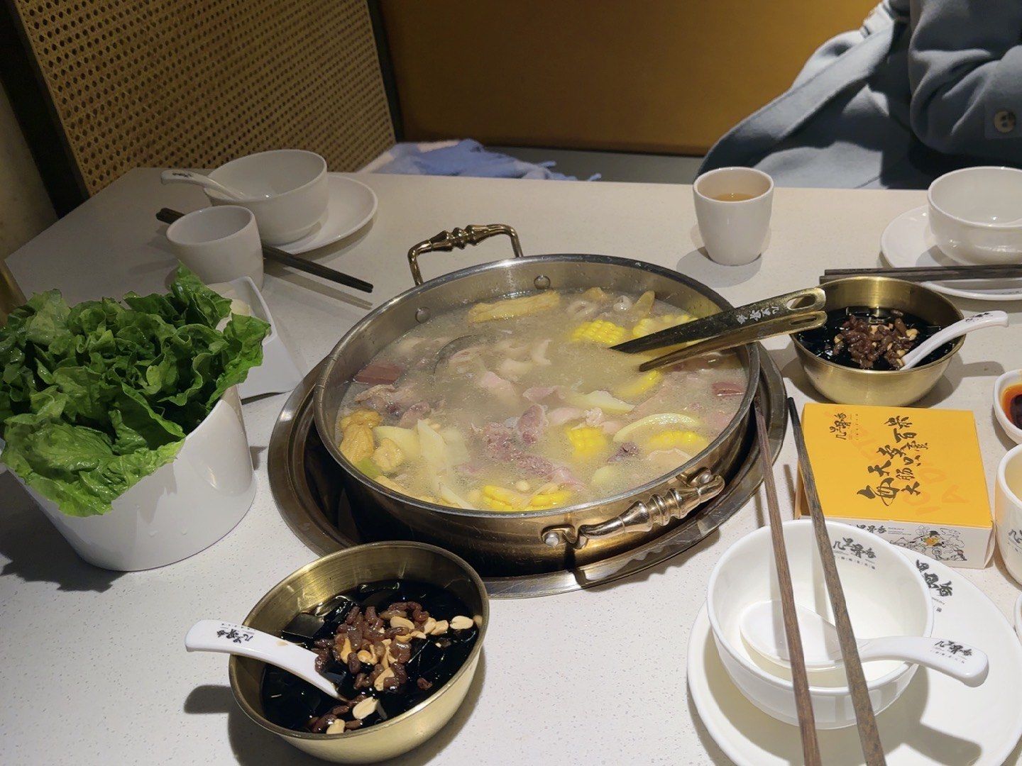 大肠咸菜火锅:真材实料看得到!里面有大肠