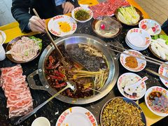 -憨孃孃·重庆老火锅(红山黑金店)