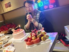 -海底捞火锅(曹安公路店)