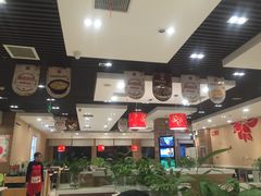 大堂-嘉和一品粥(首经贸店)