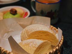 雪山奶露包-小炳胜(卓悦中心店)
