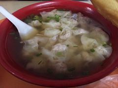 -张阿三馄饨店
