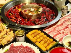 -渝嘴小老弟老火锅(华新村店)