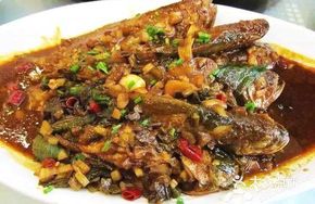Braised Grouper with Preserved Mustard Greens