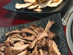 -蘑统田下·野生菌火锅
