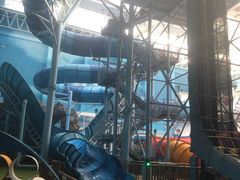 -青岛东方影都融创水世界