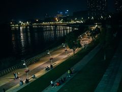 -南京眼步行桥