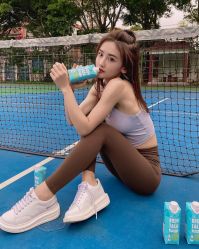 -AYO SALON