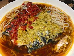 双色鱼头-建辉湖南土菜馆(南大街店)