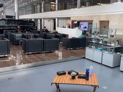 -天津波士信达奔驰4S店(卫津南路店)