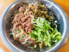 碎肉生榨米粉-万年昌传统榨粉店(蒲庙总店)